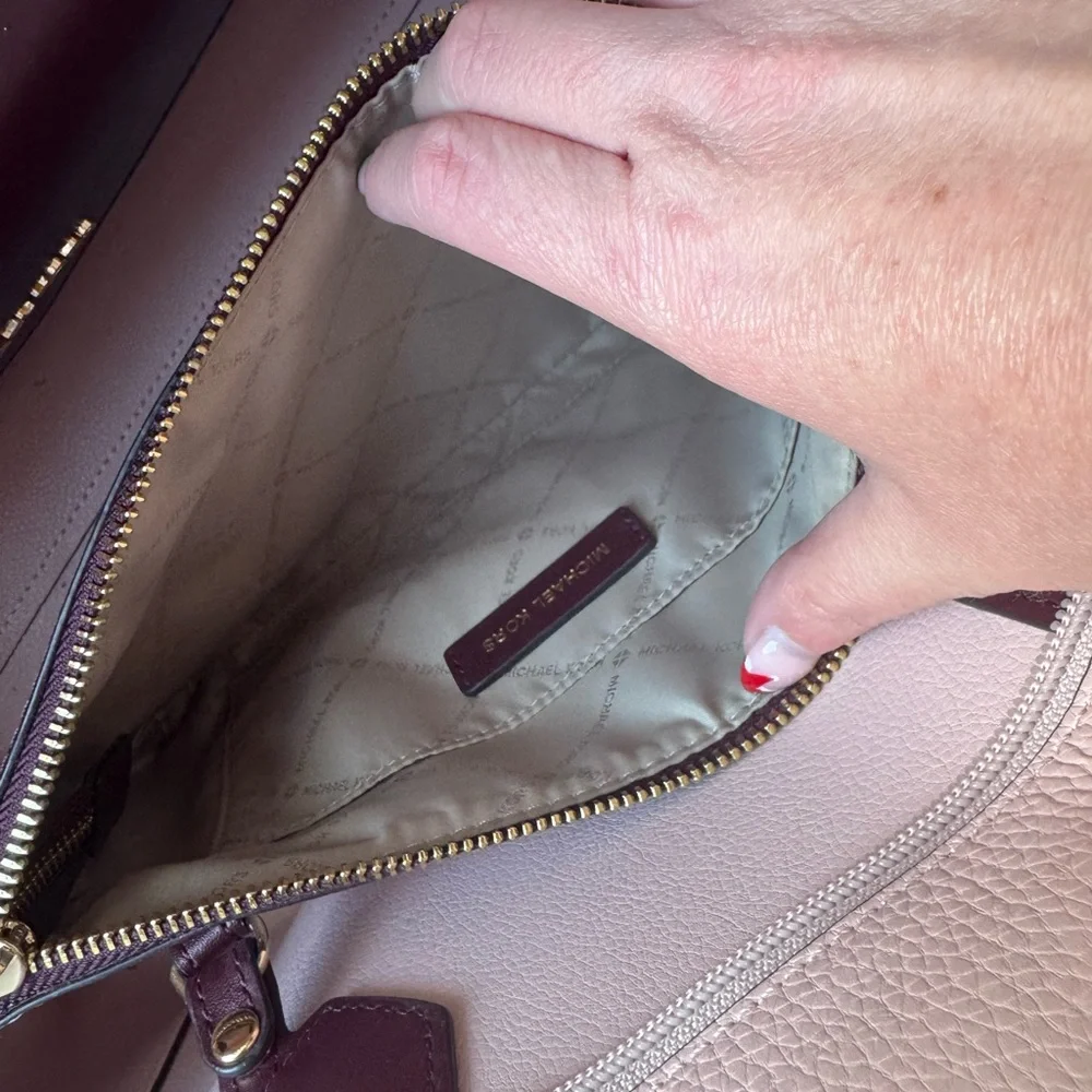 Michael Kors Light Pink Tote with Dark Brown Accents - Picture 4 of 7